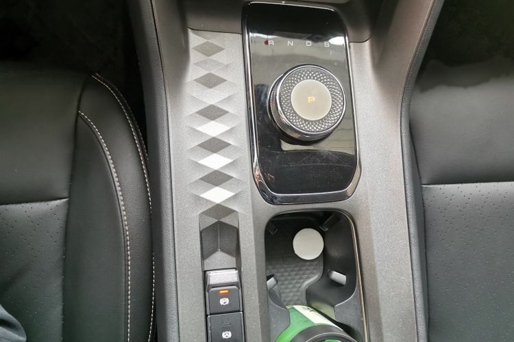 Used Wuling Xingyun 2023 2.0L DHT Flagship Edition
