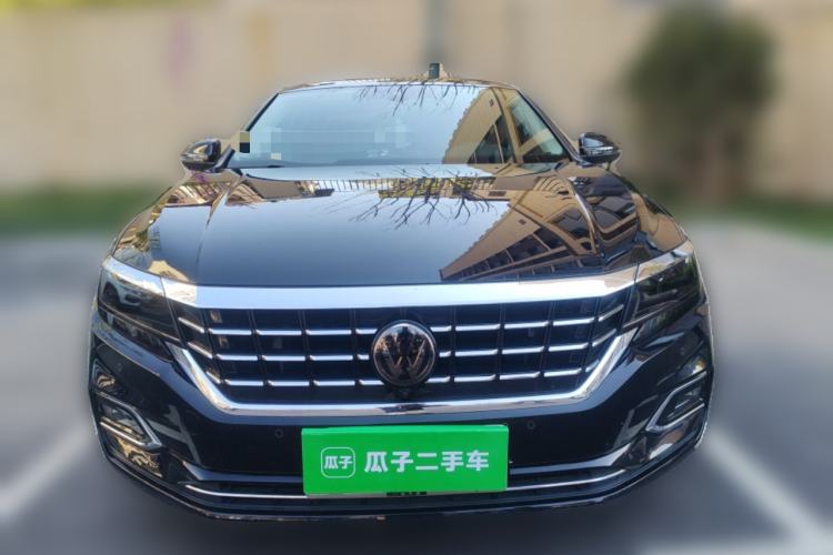 Used Volkswagen Passat 2019 330TSI Prestige Edition China VI Standard Front