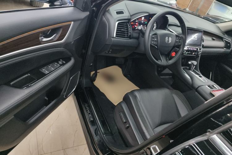 Used Honda Avancier 2017 240TURBO Two-Wheel Drive Premium Edition
