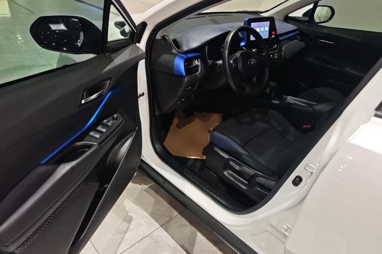Used Toyota C-HR 2022 2.0L Comfort Edition Driver Seat