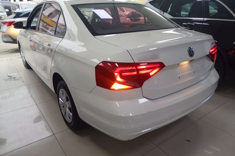 Used Volkswagen Jetta 2017 1.5L Manual Fashion Edition
