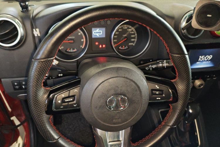 Used BAIC Off-Road BJ40 2017 40L 2.3T Automatic All-Wheel Drive Ring of the Tower Champion Edition
