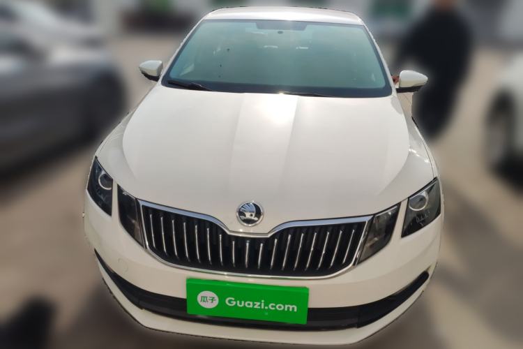 Used Skoda Octavia 2019 1.5L Automatic SmartDrive Comfort Edition China VI Standard
