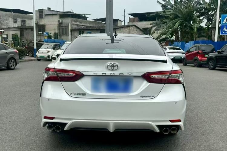 Used Toyota Camry 2021 2.0S FENGSHANG Edition
