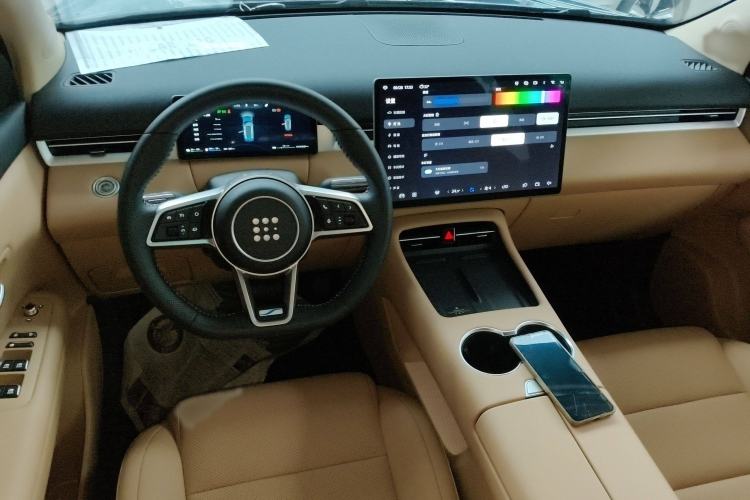 Used Landian E5 PLUS 2025 165 km Long-Range Version PLUS 5-Seater