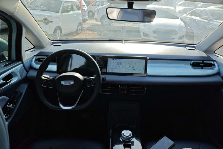 Used Geometry E Firefly 2022 401 km Linglong Tiger 4 Seats