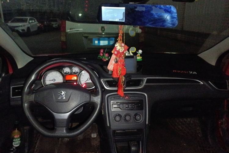 Used Peugeot 308 2014 Enjoy Edition Classic 1.6L Manual YouShang Model