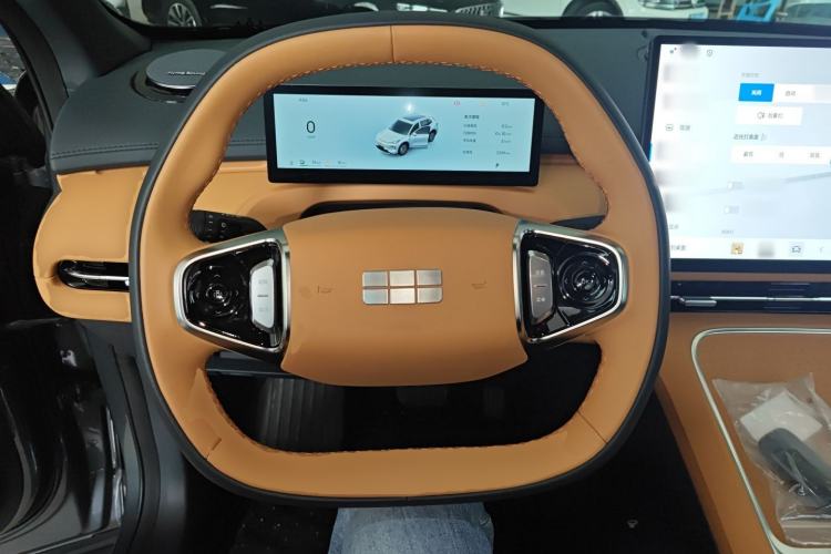 Used Geely Galaxy Xingjian 7 EM-i 2025 120km Exploration+ Version