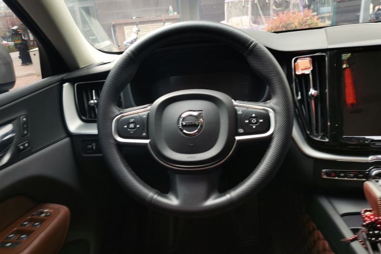 Used Volvo XC60 2020 T5 4x4 Zhiyi Luxury Edition