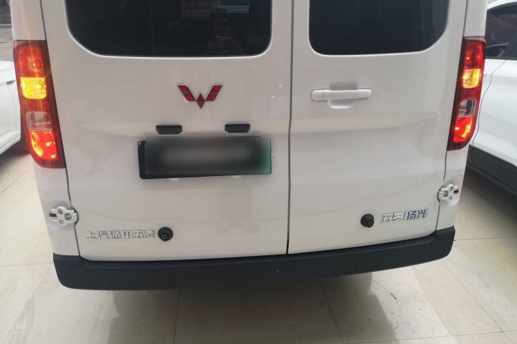 Used Wuling Yangguang 2025 Model 400km Bus Edition—Comfort Edition
