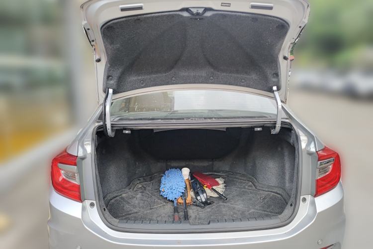 Used Honda Crider 2015 1.8L automatic comfort version Trunk