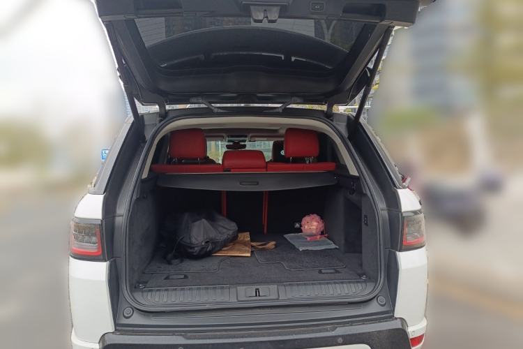 Used Land Rover Range Sport 2019 3.0 SC V6 HSE DYNAMIC Trunk