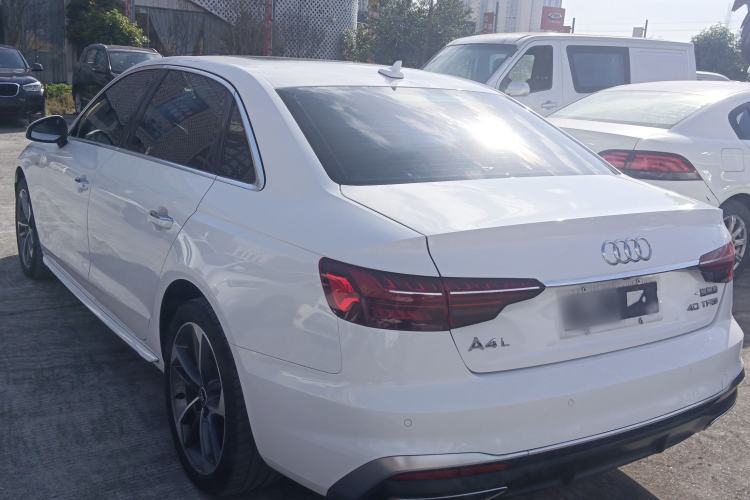 Used Audi A4L 2022 40 TFSI Fashion Dynamic Model
