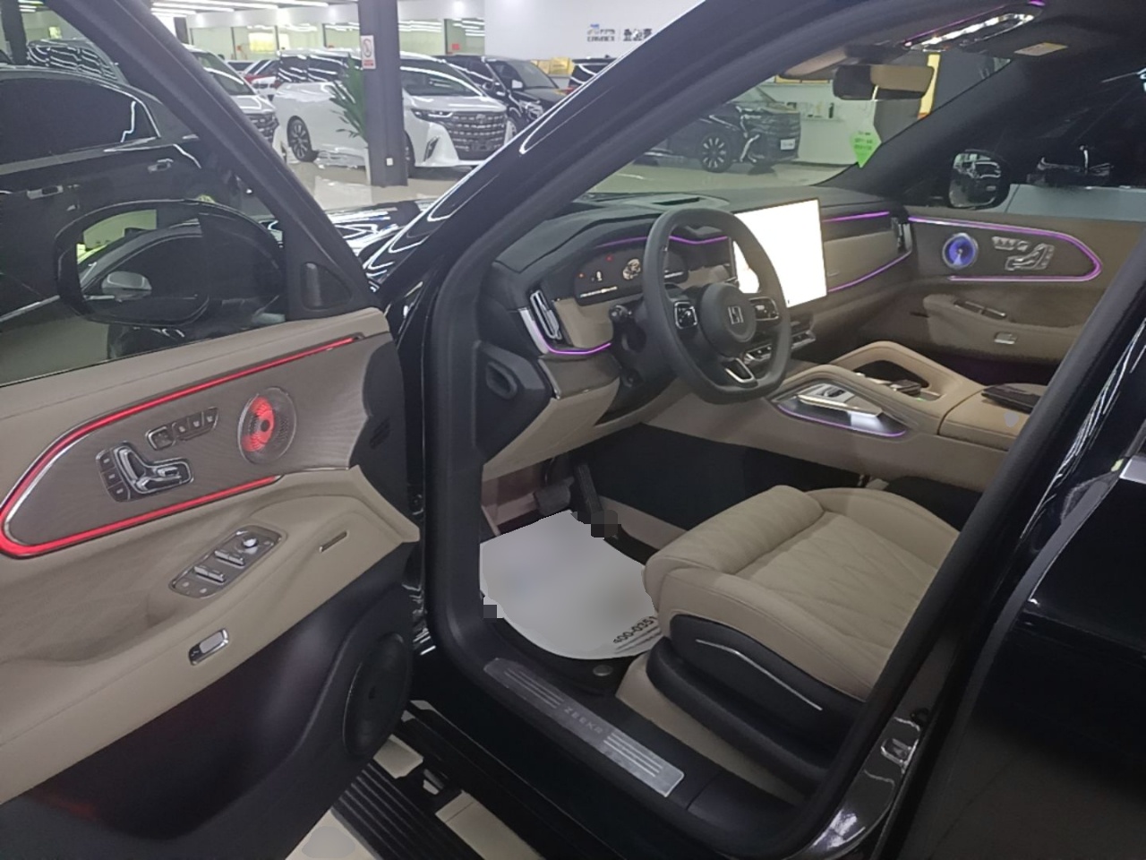 Zeekr 8X 2026 Model Max Edition 55kWh — снимка 18