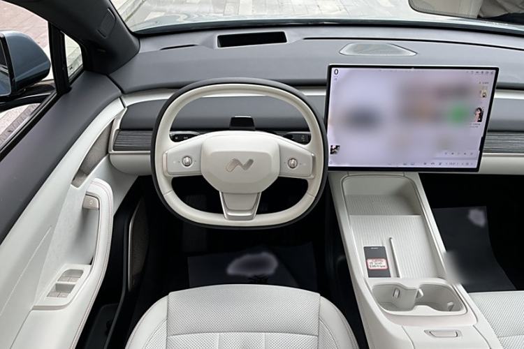 Used ONVO L60 2024 60 kWh Rear-Drive Version