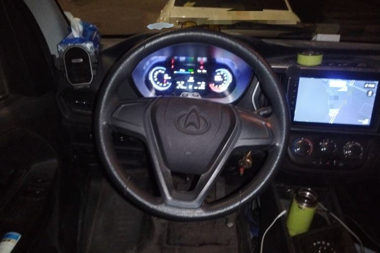 Used Chana Ruixing EM80 2025 Passenger Version Comfort Edition 6-Seater 300 km Dual-Swing Doors
