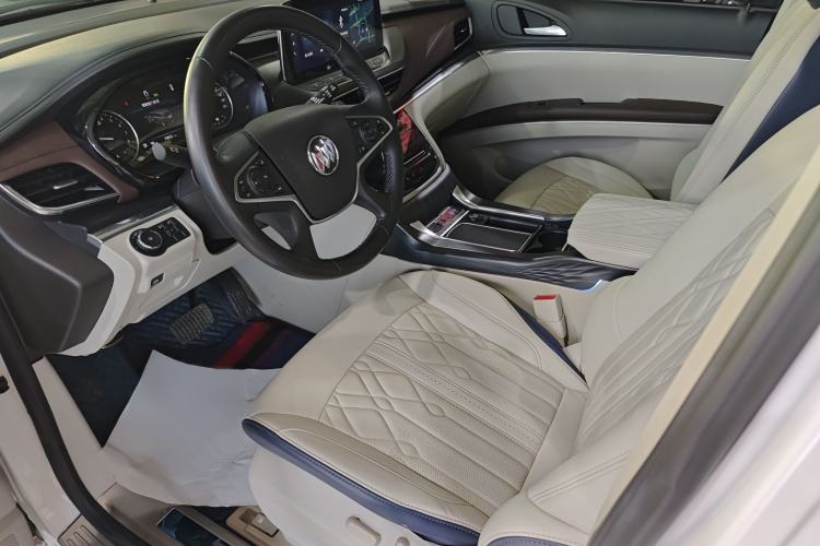 Used Buick GL8 2021 Land Cruiser Executive Class 652T Luxury Model
