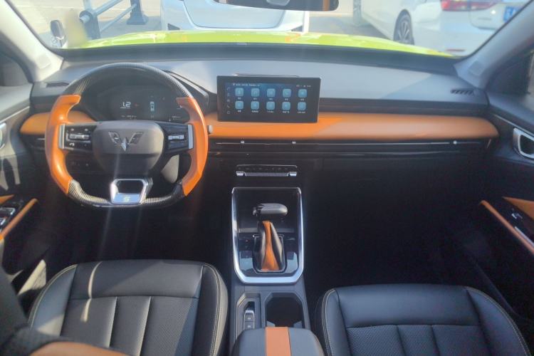 Used Wuling Alvez 2022 1.5T CVT Trendy & Cool Edition