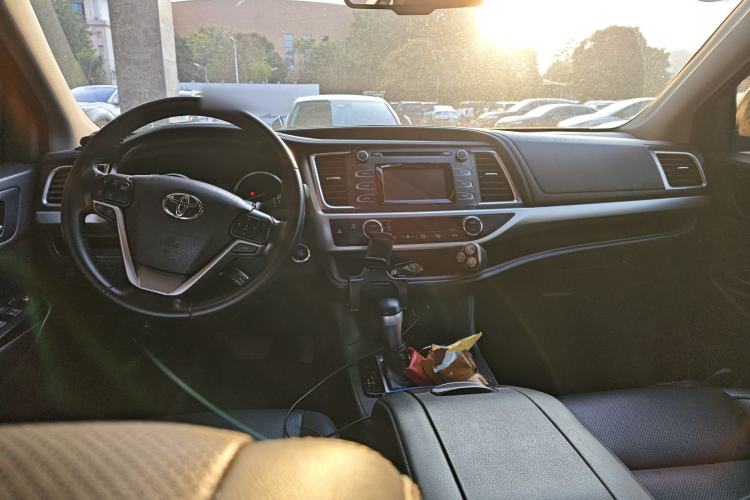 Used Toyota Highlander 2017 2.0T Four-Wheel Drive Luxury Edition 7 Seats
