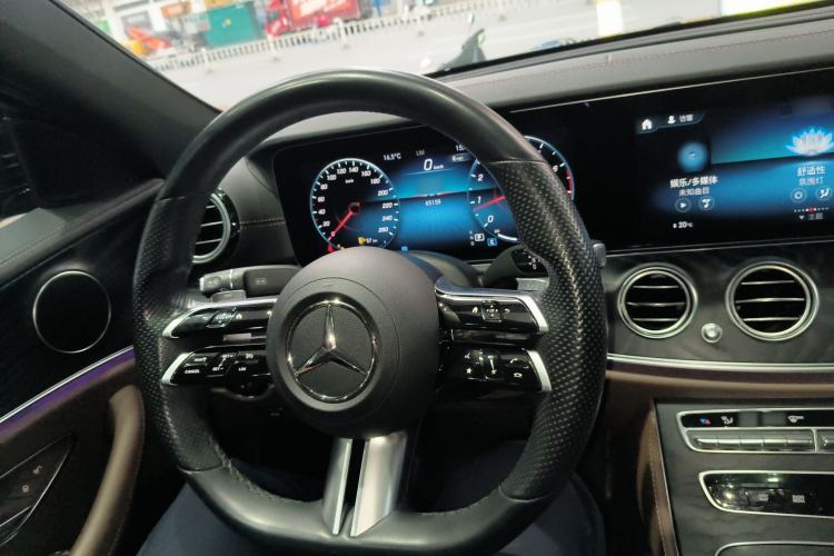 Used Mercedes-Benz E-Class (Import) 2022 E 260 Stylish Sports Edition
