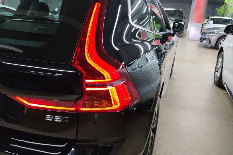 Used Volvo XC60 2026 B5 4x4 Smart Luxury Edition