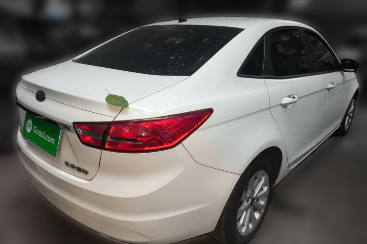 Used Ford Escort 2015 1.5L Automatic Fashion Model