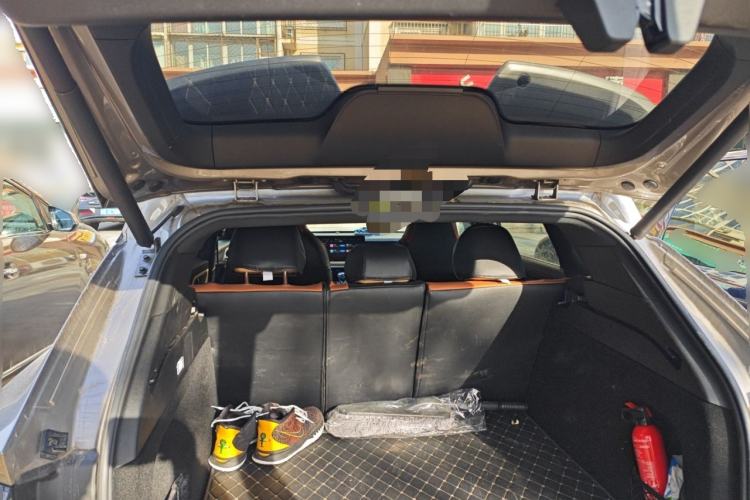 Used Roewe RX5 New Energy 2023 eRX5 Super Hybrid Premium Edition Trunk