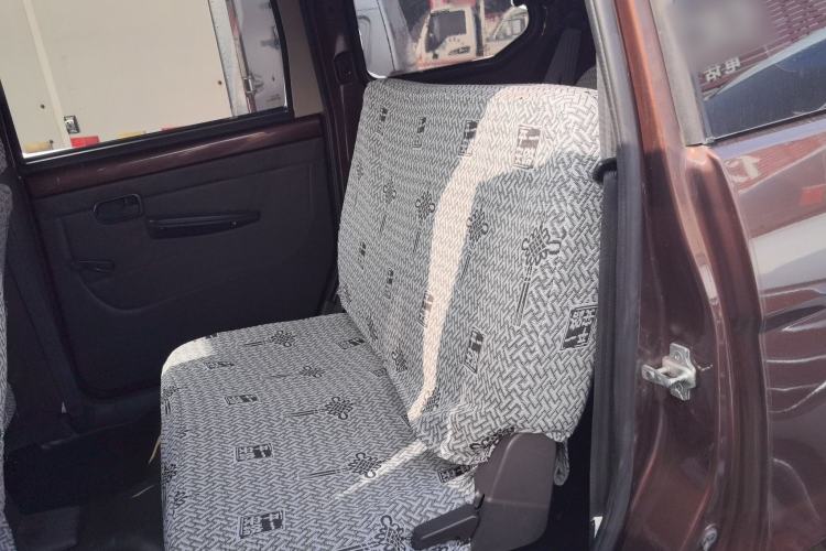 Used Wuling Hongguang 2015 1.5L S Base Model China IV