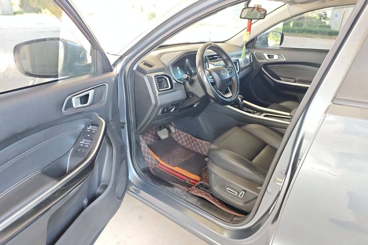 Used Chery Tiggo 8 2018 1.5 TCI Automatic Luxury Model 5 Seats