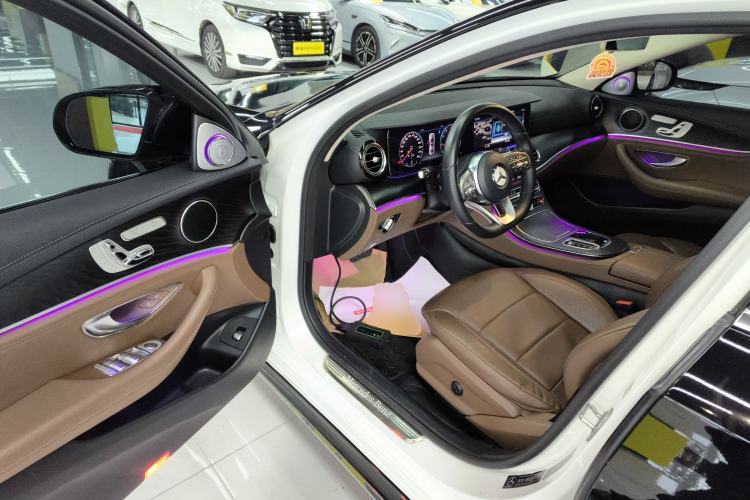 Used Mercedes-Benz E-Class 2019 E 300 L Sporty and Stylish Model
