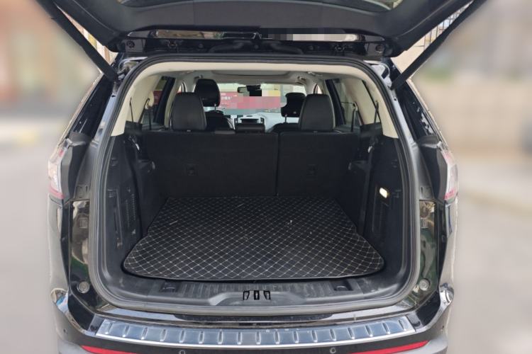 Used Ford Edge 2018 EcoBoost 245 Two-Wheel-Drive Titanium 7-Seater China V Standard
