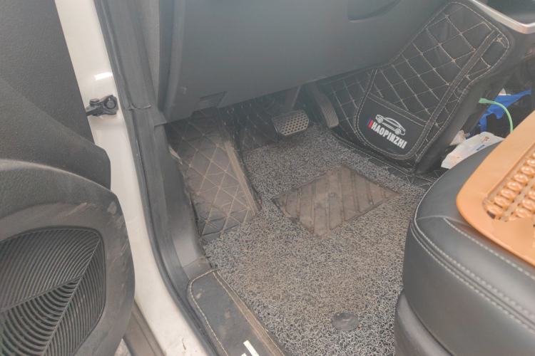 Used NETA V 2021 Long-Range Entertainment Edition Upgrade Model