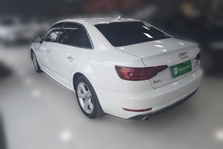 Used Audi A4L 2018 30th Anniversary Edition 30 TFSI Ambition Model
