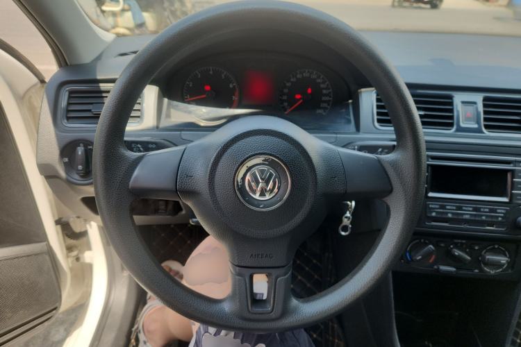 Used Volkswagen Santana 2015 1.4L Manual Fashion Edition