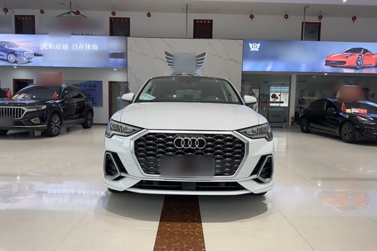 Used Audi Q3 Sportback 2020 40 TFSI Fashion Model
