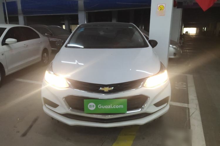 Used Chevrolet Cruze 2018 Revised Version 320 Automatic Pioneer Edition