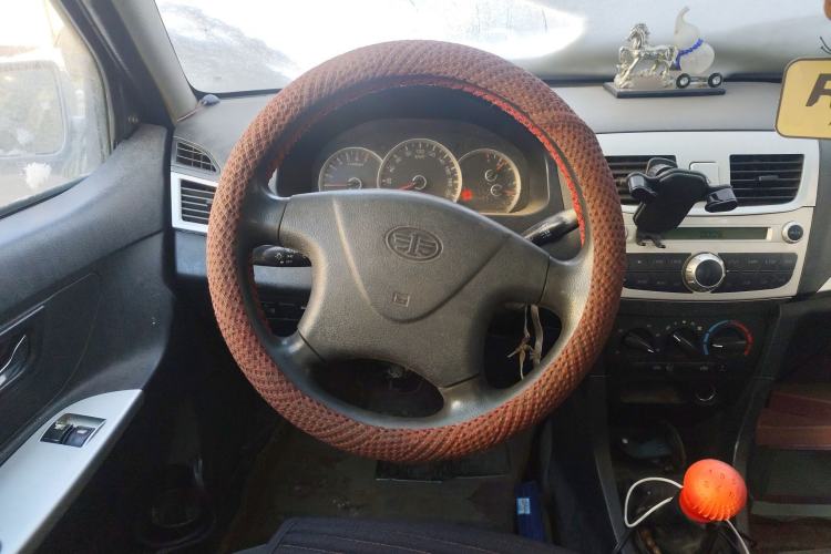 Used FAW Xiali 2012 N3 1.0L Sedan - Practical Model