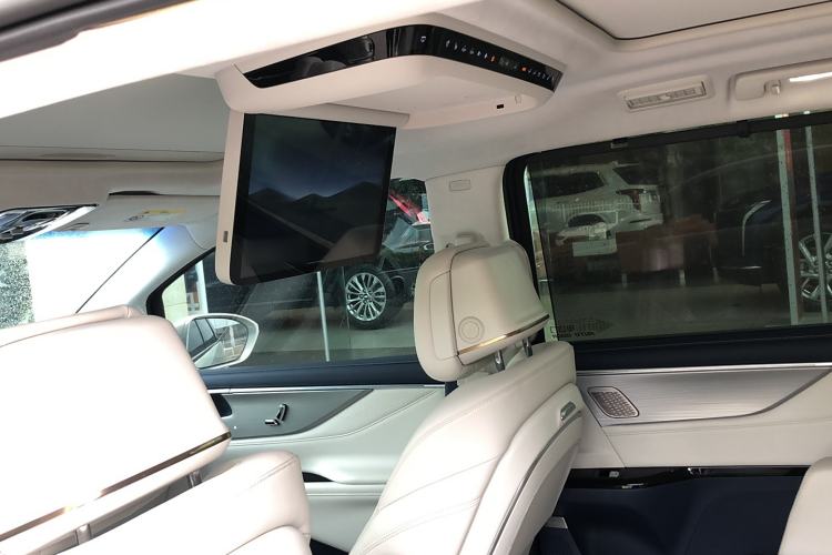 Used Buick GL8 New Energy 2024 Lu Zun Luxury Edition 7-Seater
