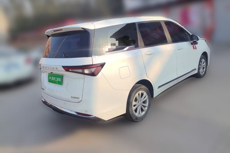 Used Wuling Jiachen 2022 1.5T Manual Comfort & Dynamic Version