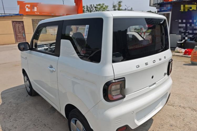 Used Geely Galaxy Panda 2024 Panda Mini 200km Endurance Bear
