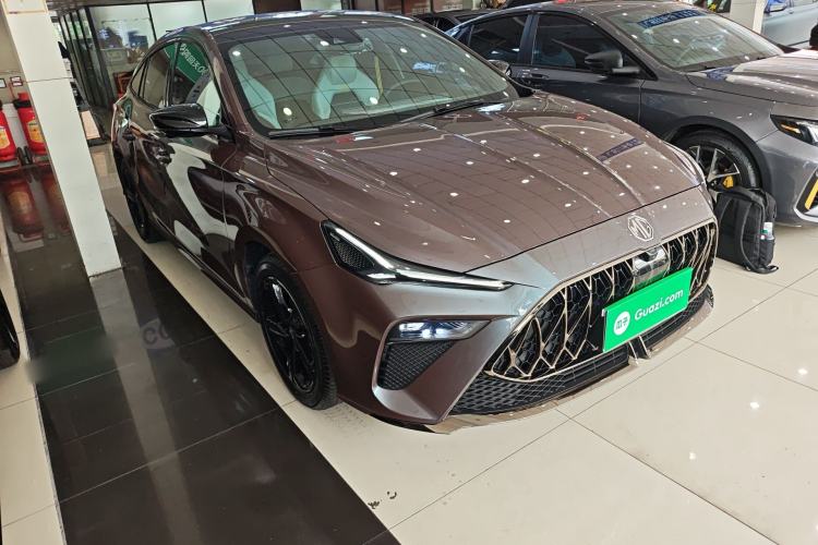 Used MG 5 Scorpio 2022 1.5T Trophy Sport Flagship Edition Exterior 1