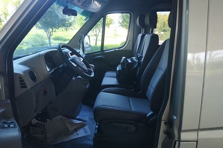 Used JAC Sunray 2019 1.9T Fuel-Efficient Platinum Edition 5-9 Seater Star Express