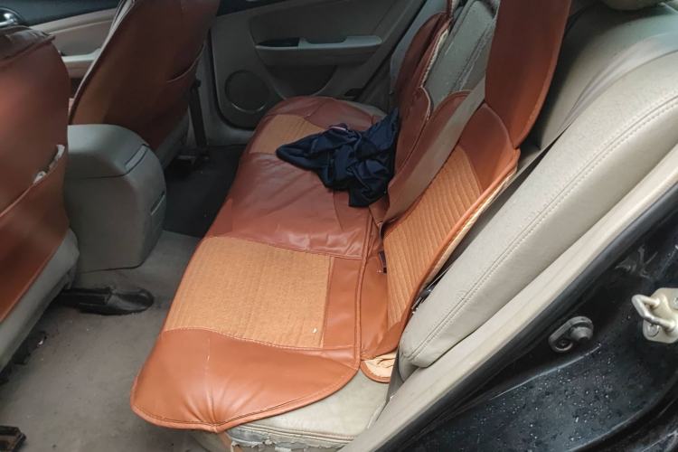 Used Bestune B50 2013 1.6L manual luxury version
