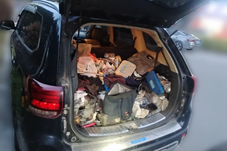 Used Mitsubishi Outlander 2019 2.4L 4x4 Zhi Xiang Edition 7 Seats China VI Standard Trunk