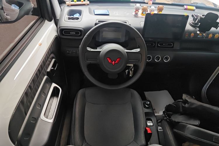 Used Wuling Zhiguang New Energy 2025 Standard Model
