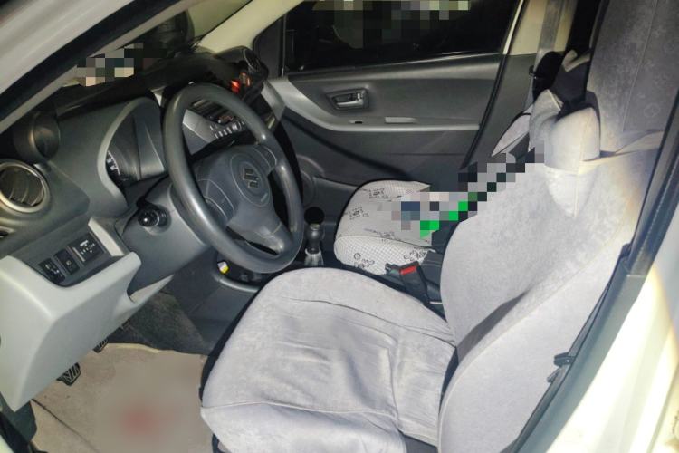 Used Suzuki Alto 2013 1.0L Manual Luxury Model
