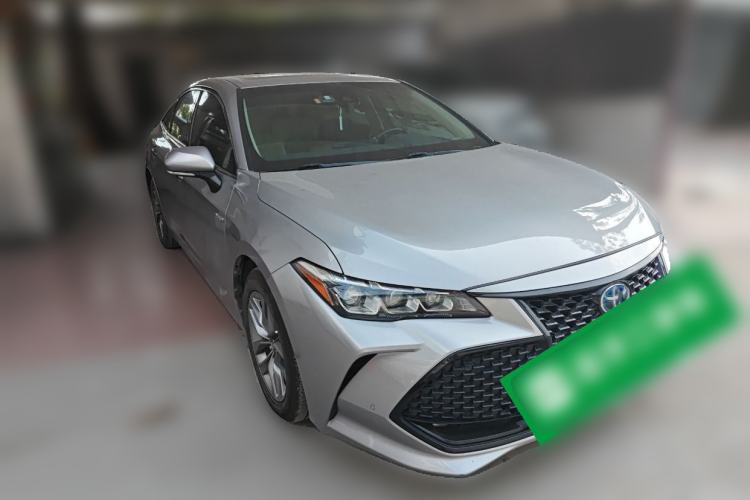 Used Toyota Avalon 2019 Dual-Engine 2.5L Luxury Edition China VI Standard