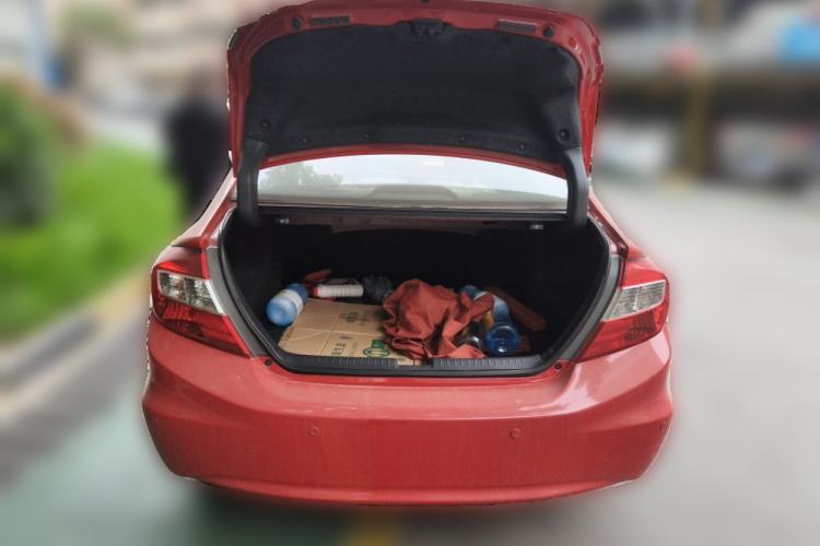 Used Honda Civic 2012 1.8L automatic luxury edition Trunk