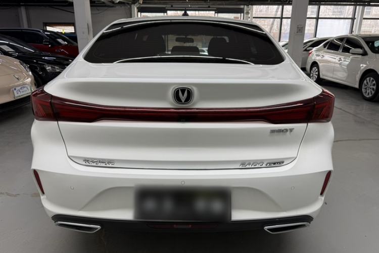 Used CHANGAN Eado 2024 PLUS Blue Whale NE 1.4T GDI DCT High-Energy Edition
