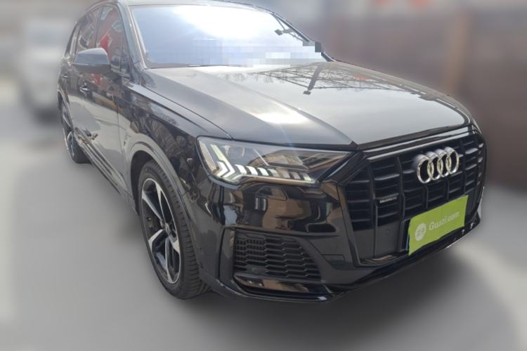 Used Audi Q7 2021 55 TFSI quattro S line Sport model Front Right 45 Deg